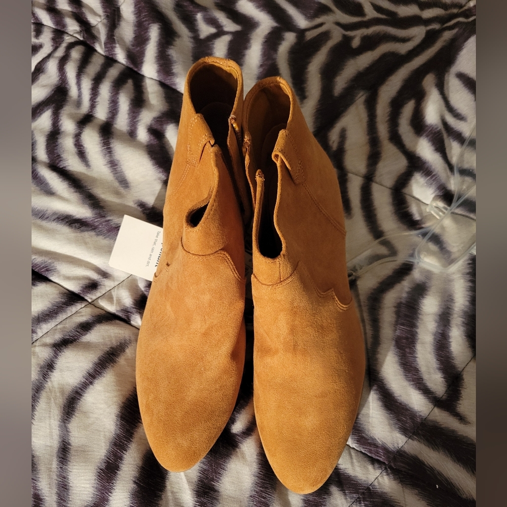 Ankle boots